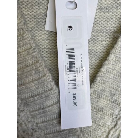 Steve Madden Knit button Cardigan MEDIUM (899) - Picture 10 of 10